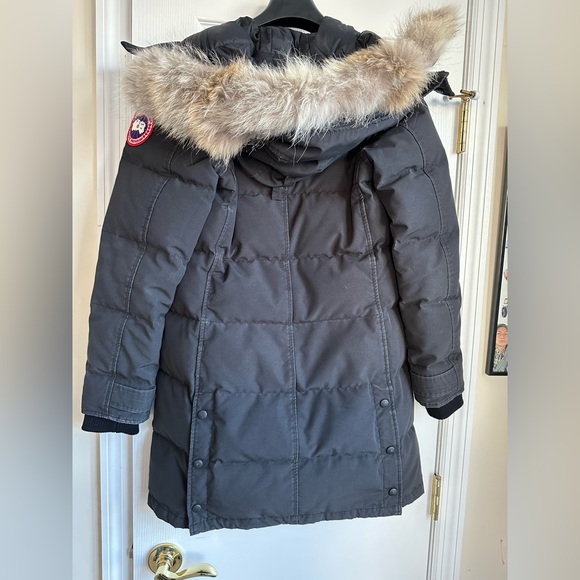 Canada Goose Shelbourne Parka - Picture 2 of 15